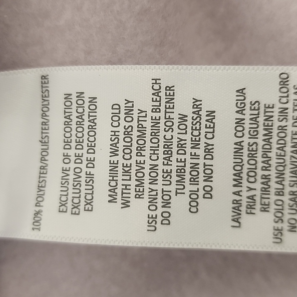 Calvin Klein Women's Soft Pink Hooded Ski Jacket. - Picture 12 of 12